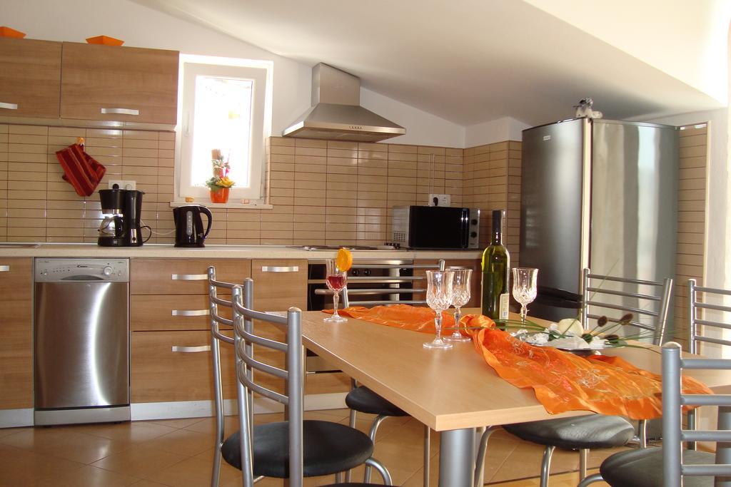 Apartments Bulicic تروغير الغرفة الصورة