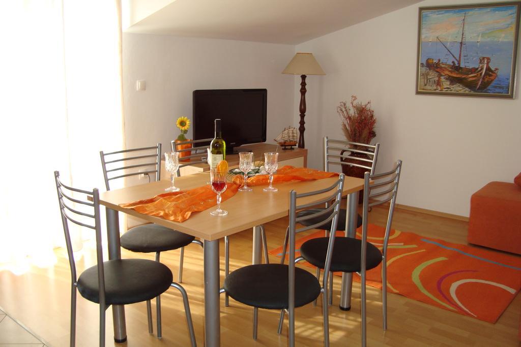Apartments Bulicic تروغير الغرفة الصورة
