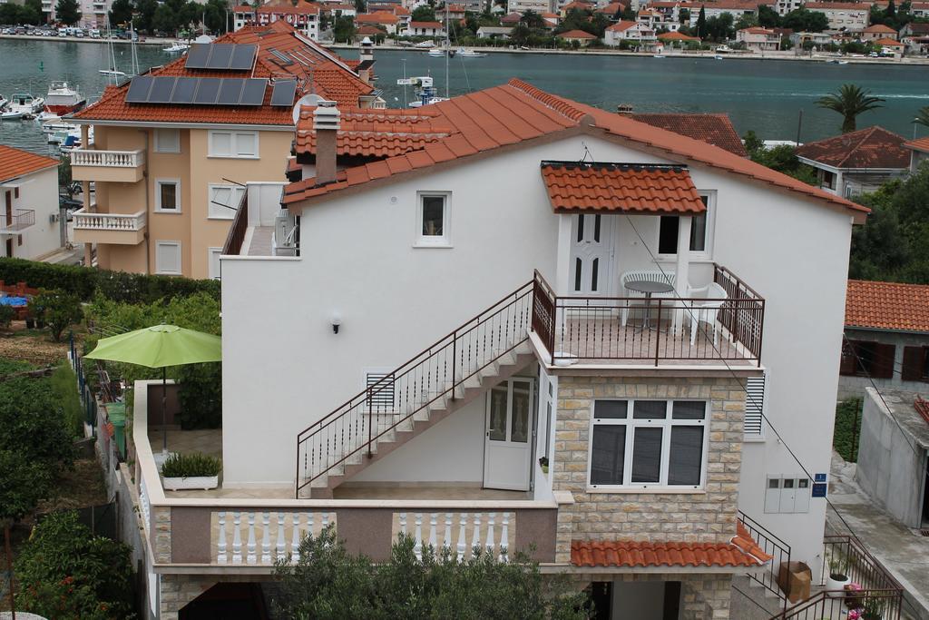Apartments Bulicic تروغير الغرفة الصورة